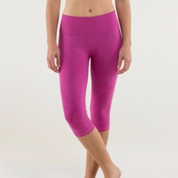 Lululemon Go with the Flow Raspberry Pink - Picture 5 of 7